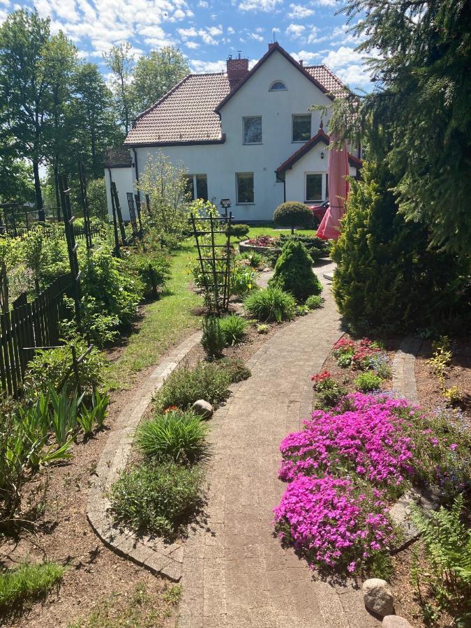Magnolia Apartment Kruklanki Bagian luar foto